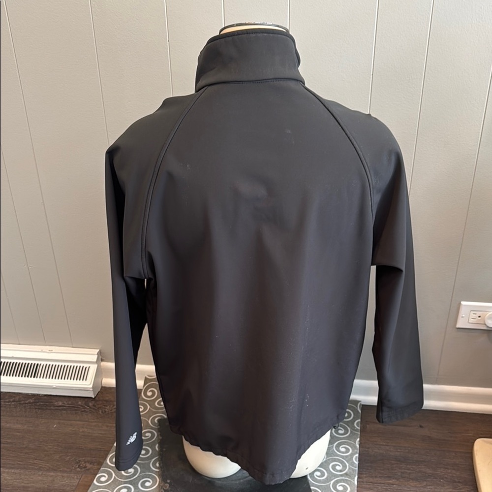 New Balance Men's Large Dark Gray Performance Jacket - Picture 4 of 5